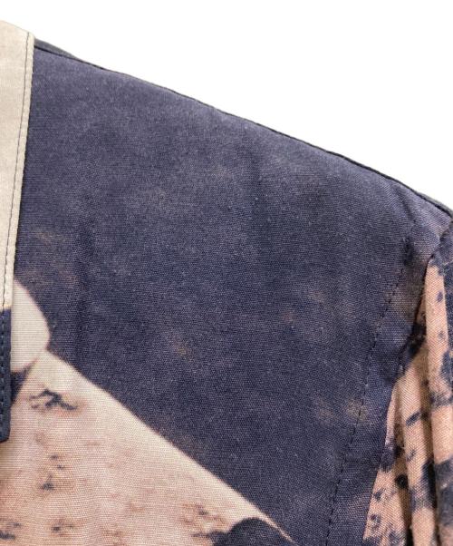 CHRISTIAN DADA（クリスチャンダダ）CHRISTIAN DADA (クリスチャンダダ) ARAKI PRINT OPEN COLLAR LONG SLEEVE SHIRT ネイビー サイズ:46の古着・服飾アイテム