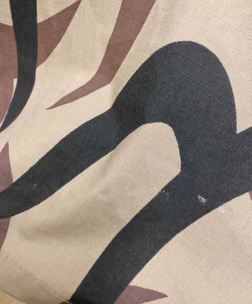 ASAT（アサット）ASAT (アサット) 90’s トライバル カモ シャツ ベージュ×グレー サイズ:Ⅼの古着・服飾アイテム