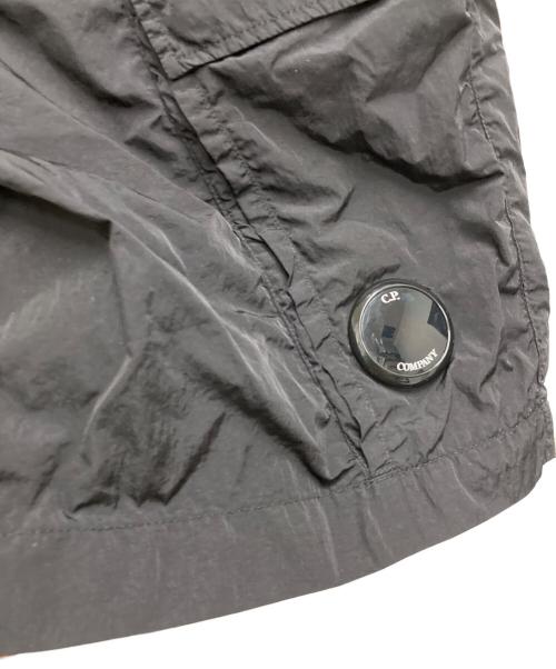 C.P COMPANY（シーピーカンパニー）C.P COMPANY (シーピーカンパニー) Chrome-R Cargo Shorts ブラック サイズ:不明の古着・服飾アイテム