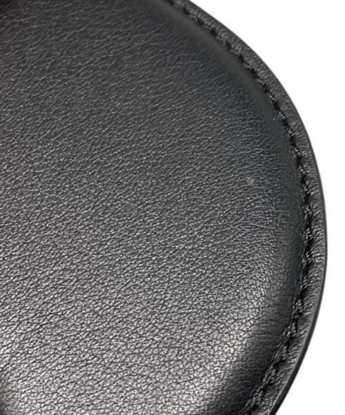 J.W.ANDERSON（ジェイダブリューアンダーソン）J.W.ANDERSON (ジェイダブリューアンダーソン) ピアスムートンライクワンショルダーバッグ ブラウンの古着・服飾アイテム