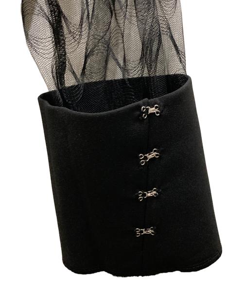 THEREDTHREAD（ザレッドスレッド）THEREDTHREAD (ザレッドスレッド) S cross hoodie curve ブラック サイズ:Freeの古着・服飾アイテム