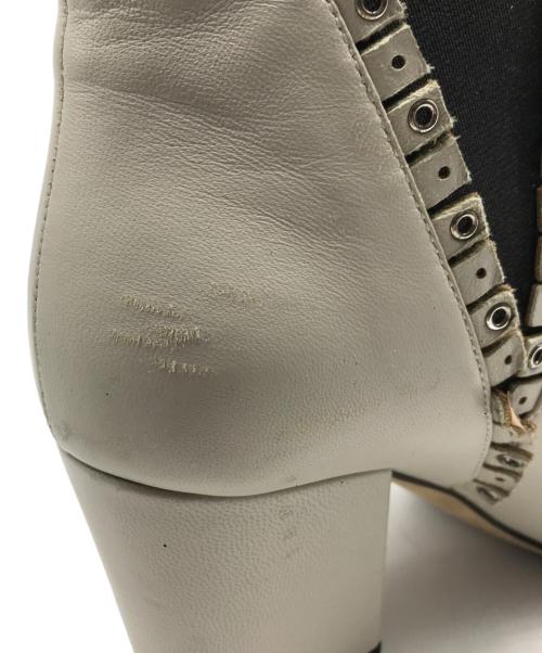 sergio rossi（セルジオロッシ）sergio rossi (セルジオロッシ) Fringe ショートブーツ グレージュ サイズ:37の古着・服飾アイテム