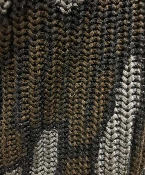 SUPREME（シュプリーム）SUPREME (シュプリーム) Old English Printed Sweater グレー サイズ:Sの古着・服飾アイテム