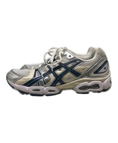 asics（アシックス）asics (アシックス) GEL-NIMBUS 9 シルバー サイズ:US 11 1/2の古着・服飾アイテム