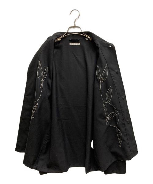 OUR LEGACY（アワーレガシー）OUR LEGACY (アワーレガシー) Black Leaf Embroidery Box Shirt ブラック サイズ:46の古着・服飾アイテム