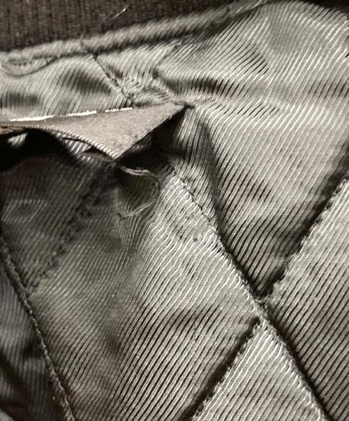 UNDERCOVER（アンダーカバー）UNDERCOVER (アンダーカバー) ロゴワッペンパフスリーブスタジャン ブラック サイズ:2の古着・服飾アイテム