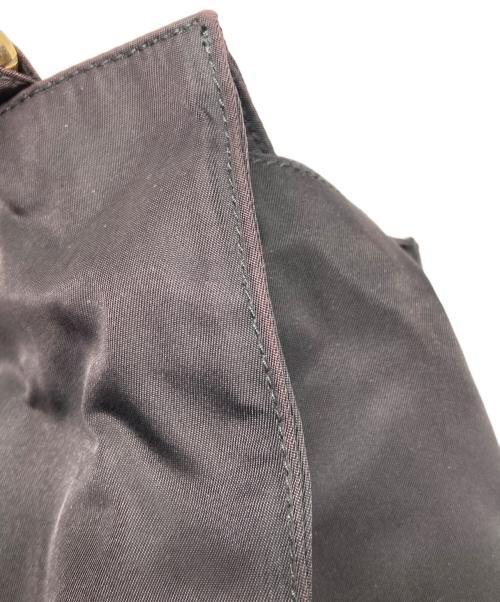 PRADA（プラダ）PRADA (プラダ) ゴールドハンドルハンドバッグ ブラックの古着・服飾アイテム