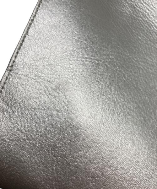 stein（シュタイン）stein (シュタイン) オーバーサイズトートバッグ シルバーの古着・服飾アイテム