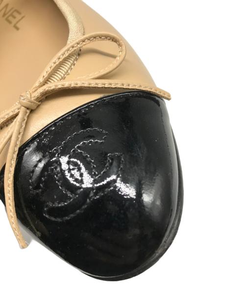 CHANEL（シャネル）CHANEL (シャネル) キャップトゥバレエパンプス ベージュ サイズ:37の古着・服飾アイテム