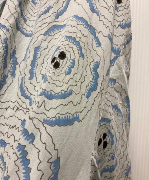 mina perhonen（ミナ ペルホネン）mina perhonen (ミナ ペルホネン) pirouetteコットンタックブラウス ブルー サイズ:38の古着・服飾アイテム