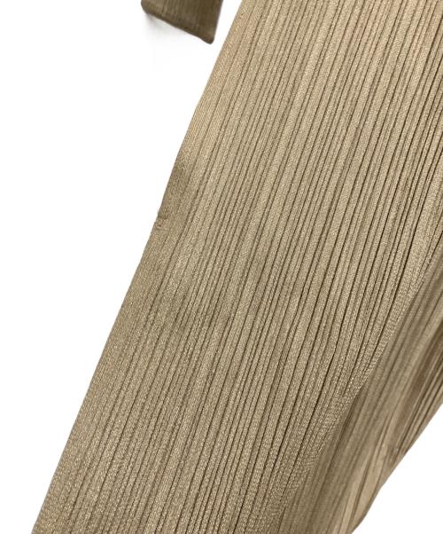 PLEATS PLEASE（プリーツプリーズ）PLEATS PLEASE (プリーツプリーズ) プリーツ コート ベージュ サイズ:3の古着・服飾アイテム