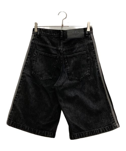 adidas（アディダス）adidas (アディダス) DENIM FIREBIRD SHORTS ブラック サイズ:28の古着・服飾アイテム