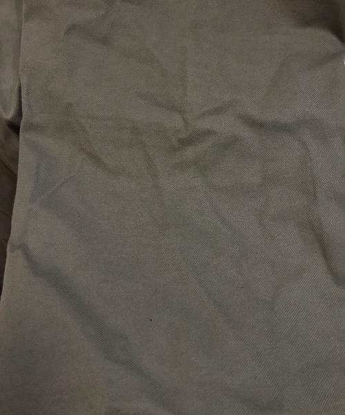 BLURHMS（ブラームス）BLURHMS (ブラームス) Cotton Serge 47 Pants カーキ サイズ:3の古着・服飾アイテム