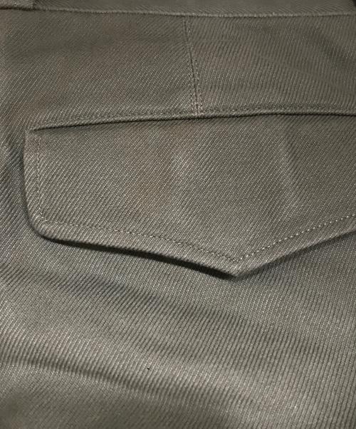 BLURHMS（ブラームス）BLURHMS (ブラームス) Cotton Serge 47 Pants カーキ サイズ:3の古着・服飾アイテム