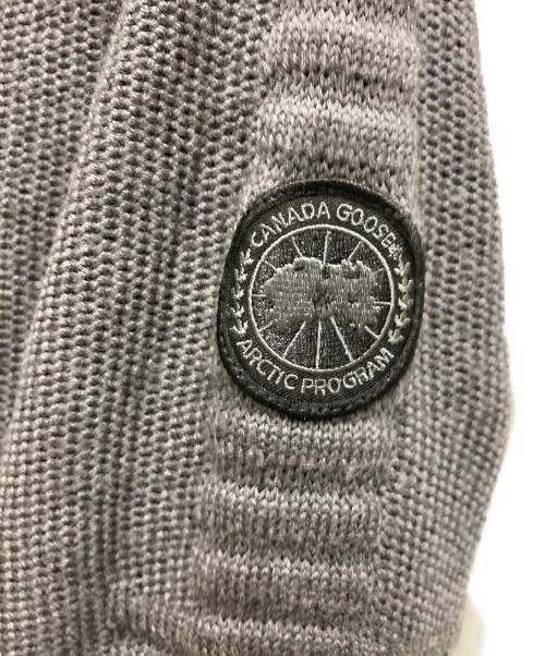 CANADA GOOSE（カナダグース）CANADA GOOSE (カナダグース) PATERSON SWEATER グレー サイズ:Ⅿの古着・服飾アイテム