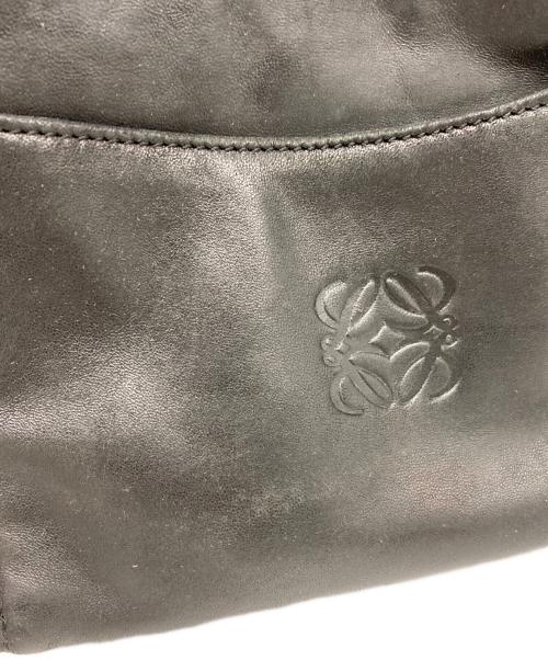 LOEWE（ロエベ）LOEWE (ロエベ) アナグラムレザーハンドバッグ ブラックの古着・服飾アイテム