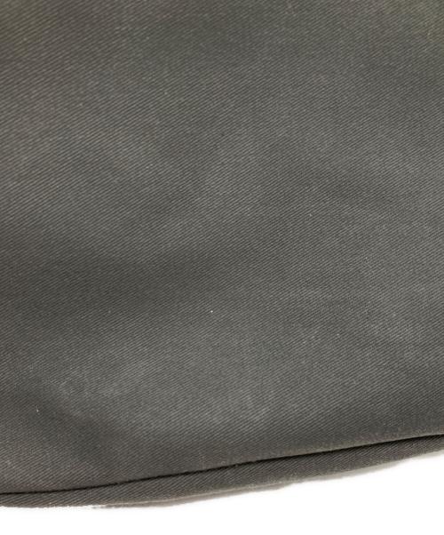 brady（ブレディ）Brady (ブレディ) キャンバスショルダーバッグ ブラックの古着・服飾アイテム