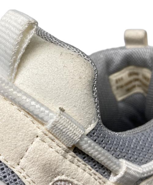 Acne studios（アクネ ストゥディオス）ACNE STUDIOS (アクネ ストゥディオス) BOLZTER CRYSTAL W ホワイト サイズ:36の古着・服飾アイテム