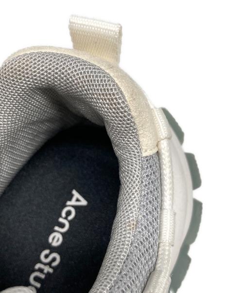 Acne studios（アクネ ストゥディオス）ACNE STUDIOS (アクネ ストゥディオス) BOLZTER CRYSTAL W ホワイト サイズ:36の古着・服飾アイテム