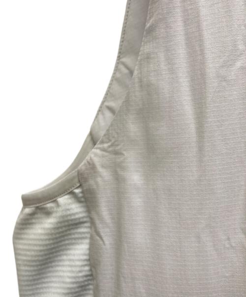 ARC'TERYX（アークテリクス）ARC'TERYX (アークテリクス) ATOM SL VEST グレー サイズ:Lの古着・服飾アイテム