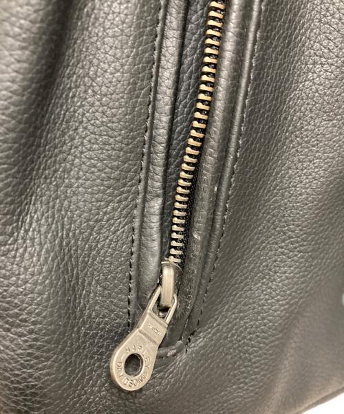 HARLEY-DAVIDSON（ハーレーダビッドソン）HARLEY-DAVIDSON (ハーレーダビッドソン) バックロゴレザーベスト ブラック サイズ:Mの古着・服飾アイテム