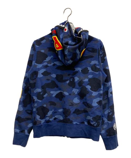 A BATHING APE（ア ベイシング エイプ）A BATHING APE (ア ベイシング エイプ) CAMO SHARK FULL ZIP HOODIE PONR ブルー サイズ:Sの古着・服飾アイテム