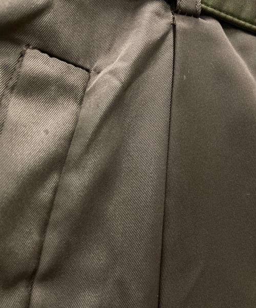 PRADA（プラダ）PRADA (プラダ) バックルベルトナイロンスカート ブラウン サイズ:44の古着・服飾アイテム