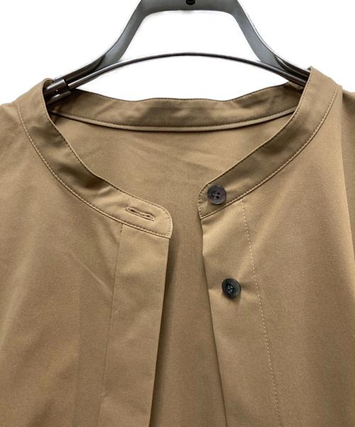 LE PHIL（ル フィル）LE PHIL (ル フィル) バックベルトノースリーブシャツ ブラウン サイズ:FREEの古着・服飾アイテム