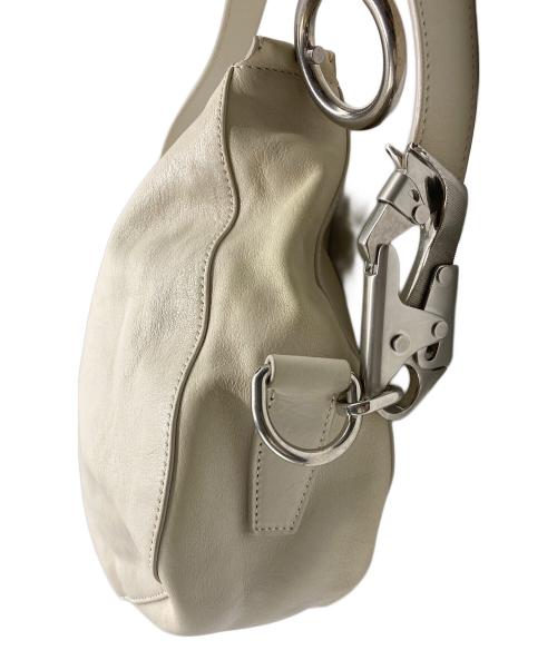 BURBERRY（バーバリー）BURBERRY (バーバリー) knight bag ホワイトの古着・服飾アイテム