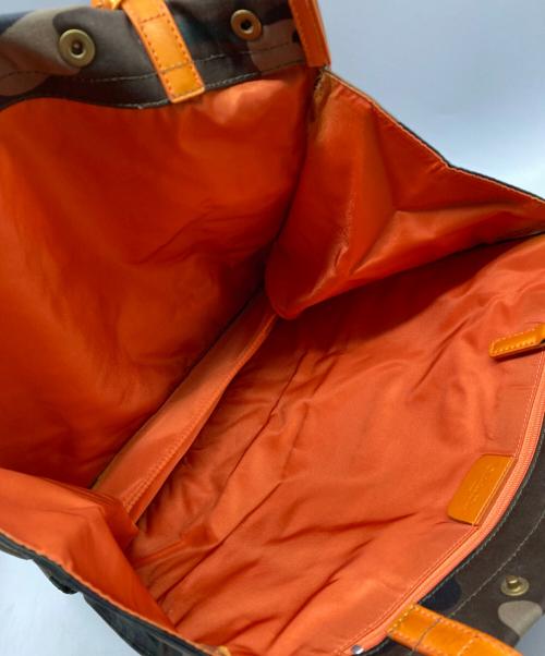 Christian Dior（クリスチャン ディオール）Christian Dior (クリスチャン ディオール) カモ柄ロゴトートバッグ カーキ×オレンジの古着・服飾アイテム