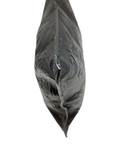 VERSACE（ヴェルサーチェ）VERSACE (ヴェルサーチェ) クラッチバッグ ブラックの古着・服飾アイテム