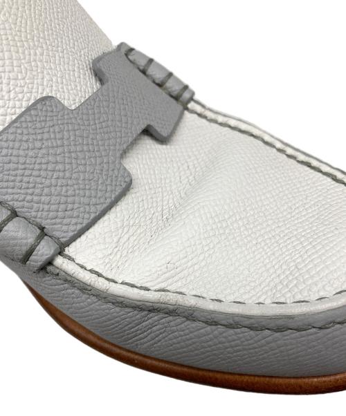 HERMES（エルメス）HERMES (エルメス) モカシン ケネディローファー グレー×ホワイト サイズ:35 1/2の古着・服飾アイテム