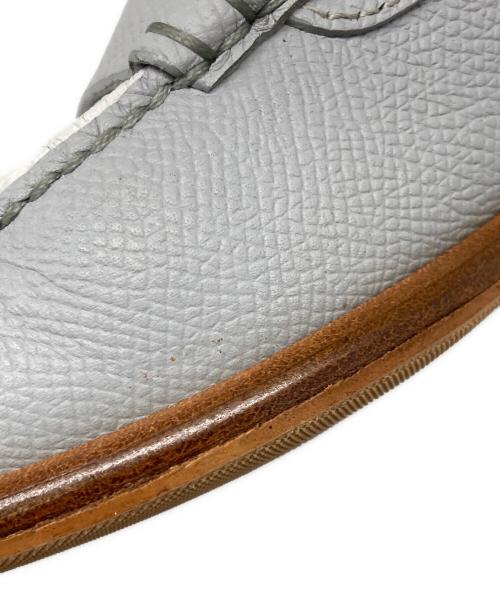 HERMES（エルメス）HERMES (エルメス) モカシン ケネディローファー グレー×ホワイト サイズ:35 1/2の古着・服飾アイテム