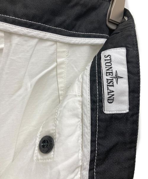 STONE ISLAND（ストーンアイランド）STONE ISLAND (ストーンアイランド) カーゴショーツ ホワイト サイズ:81cm (W32)の古着・服飾アイテム