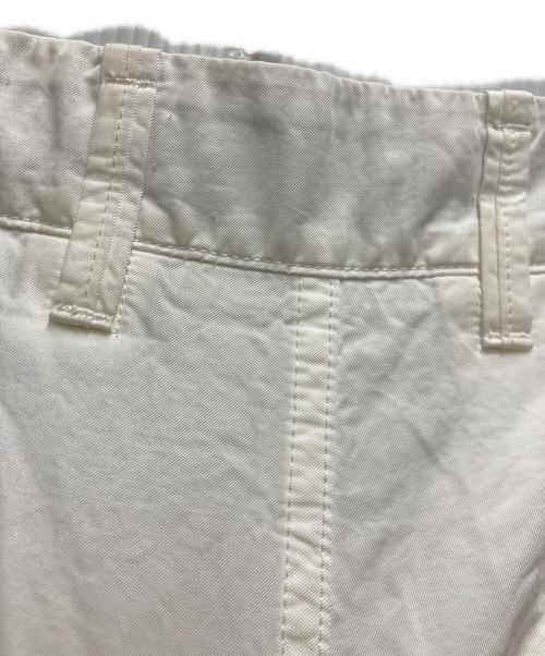 STONE ISLAND（ストーンアイランド）STONE ISLAND (ストーンアイランド) カーゴショーツ ホワイト サイズ:81cm (W32)の古着・服飾アイテム