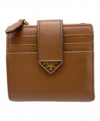 PRADAプラダ）の古着「シティカーフコンパクトウォレット」｜ブラウン