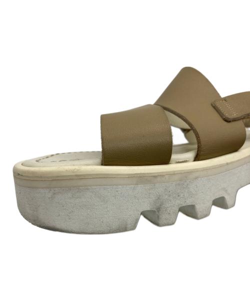 AURALEE（オーラリー）AURALEE (オーラリー) foot the coacher (フットザコーチャー) レザーサンダル ベージュ サイズ:8 1/2の古着・服飾アイテム