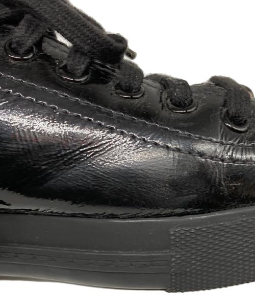 MIU MIU（ミュウミュウ）MIU MIU (ミュウミュウ) ビジューエナメルスニーカー ブラック サイズ:38の古着・服飾アイテム