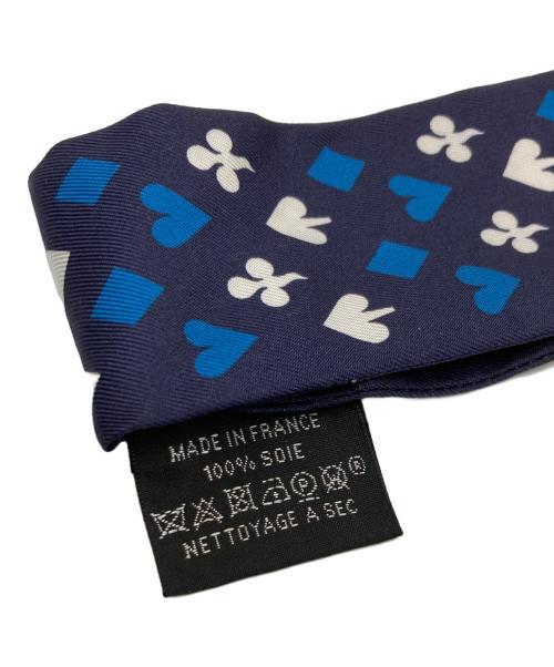 HERMES（エルメス）HERMES (エルメス) ツイリースカーフ ネイビーの古着・服飾アイテム