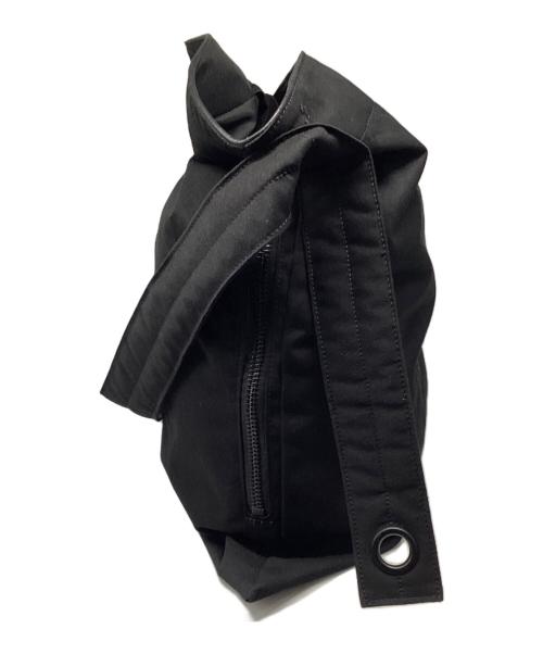 Y-3（ワイスリー）Y-3 (ワイスリー) AOP C BAG ブラックの古着・服飾アイテム