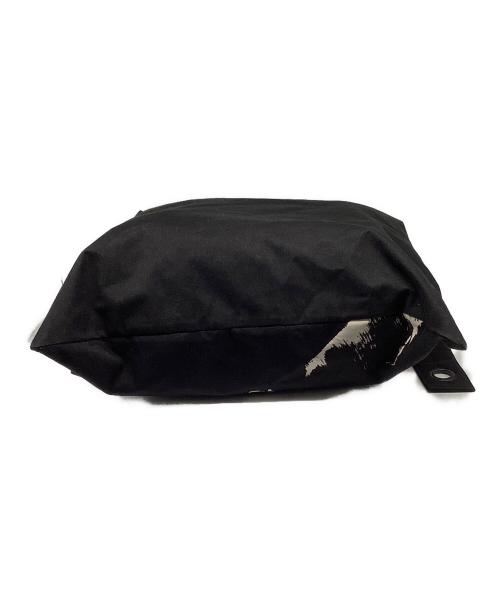 Y-3（ワイスリー）Y-3 (ワイスリー) AOP C BAG ブラックの古着・服飾アイテム