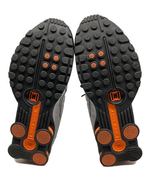 NIKE（ナイキ）NIKE (ナイキ) Shox R4 Black/Bright Mandarin グレー サイズ:US 11 1/2の古着・服飾アイテム