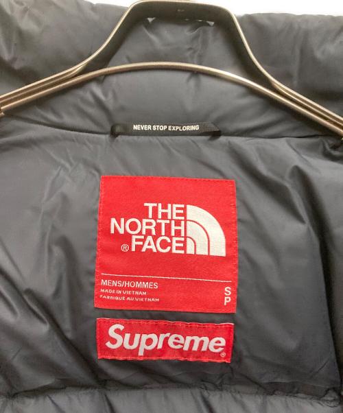 THE NORTH FACE（ザ ノース フェイス）THE NORTH FACE (ザ ノース フェイス) SUPREME (シュプリーム) Studded Nuptse Jacket ホワイト×ブラック サイズ:Sの古着・服飾アイテム