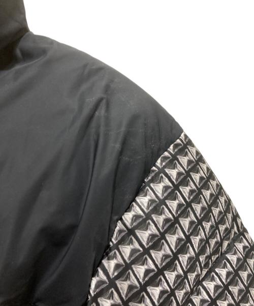 THE NORTH FACE（ザ ノース フェイス）THE NORTH FACE (ザ ノース フェイス) SUPREME (シュプリーム) Studded Nuptse Jacket ホワイト×ブラック サイズ:Sの古着・服飾アイテム