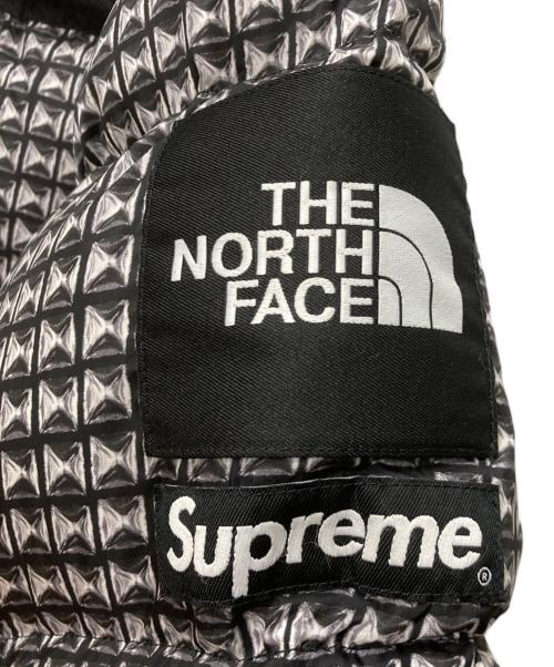 THE NORTH FACE（ザ ノース フェイス）THE NORTH FACE (ザ ノース フェイス) SUPREME (シュプリーム) Studded Nuptse Jacket ホワイト×ブラック サイズ:Sの古着・服飾アイテム