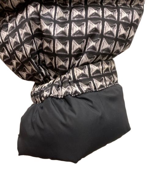 THE NORTH FACE（ザ ノース フェイス）THE NORTH FACE (ザ ノース フェイス) SUPREME (シュプリーム) Studded Nuptse Jacket ホワイト×ブラック サイズ:Sの古着・服飾アイテム