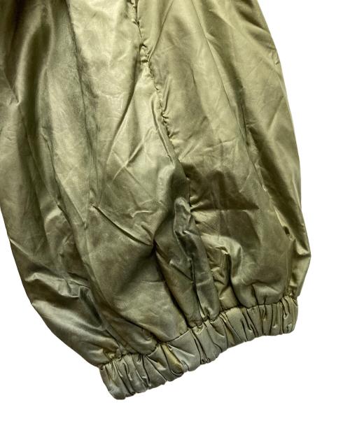 MONCLER（モンクレール）MONCLER (モンクレール) sacai (サカイ) SAKI フリルダウンジャケット オリーブ サイズ:00の古着・服飾アイテム