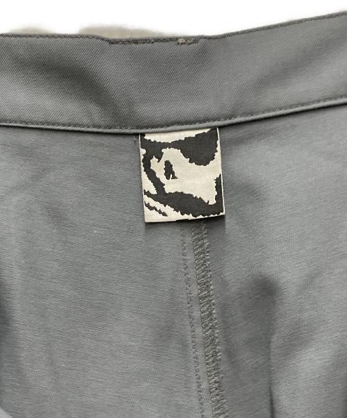 GR10K（ジーアールテンケー）GR10K (ジーアールテンケー) KLOPMAN Work Shorts グレー サイズ:50の古着・服飾アイテム