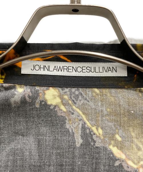 JOHN LAWRENCE SULLIVAN（ジョン ローレンス サリバン）JOHN LAWRENCE SULLIVAN (ジョン ローレンス サリバン) ALL OVER PRINT OVERSIZED SHIRTS ブラック サイズ:44の古着・服飾アイテム