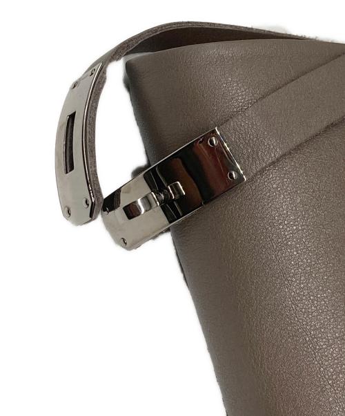 HERMES（エルメス）HERMES (エルメス) ケリー ロングブーツ グレージュ サイズ: 35 1/2の古着・服飾アイテム